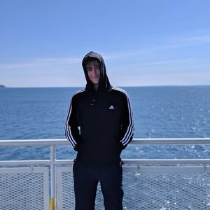 Meet your Posher, Josh